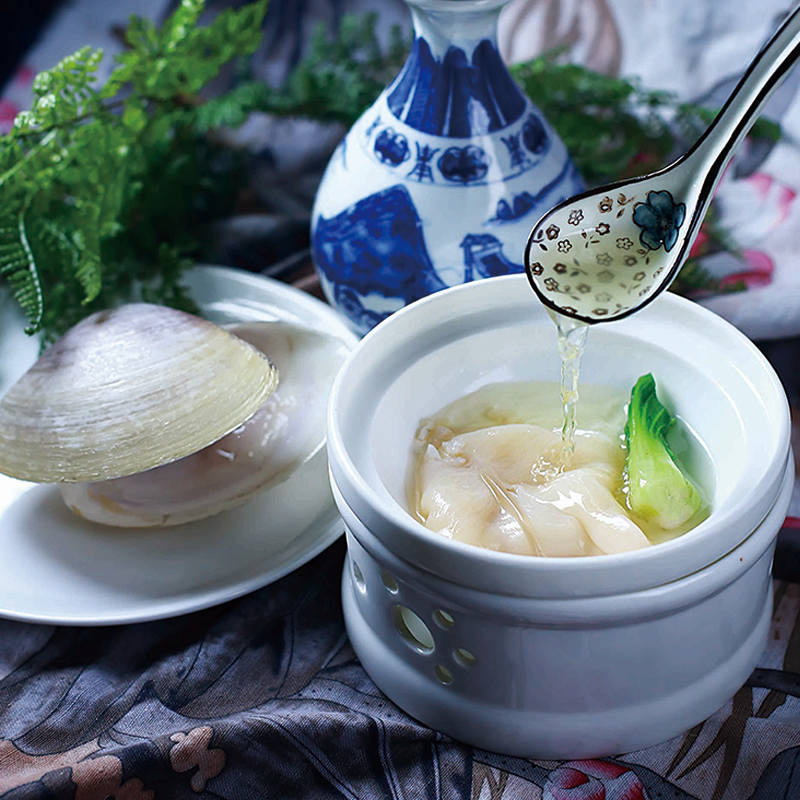 鸡汤汆海蚌